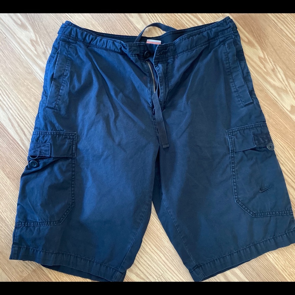 Nike Cargo Shorts With Draw String Size Medium - image 1